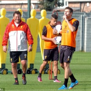  老牌劲旅马赛遭遇三连败,球迷高呼主帅下课  