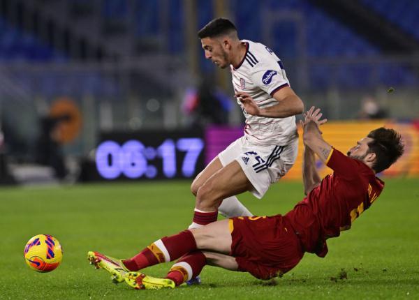  罗马快速反击战术，阿费纳·吉安速度优势尽显威力